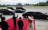 Chủ tịch Quốc hội Vương Đình Huệ hội kiến Thủ tướng Singapore Lý Hiển Long