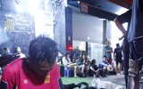 Những hình ảnh lính cứu hỏa Hà Nội bị thương, kiệt sức sau nhiều giờ chữa cháy 