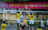 Mãn nhãn với những trận đấu bóng chuyền của lực lượng Cảnh sát Cơ động 