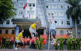 Mãn nhãn với những trận đấu bóng chuyền của lực lượng Cảnh sát Cơ động 
