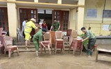 Hơn 1.700 chiến sĩ hỗ trợ nhân dân khắc phục hậu quả sau mưa lũ ở Nghệ An 