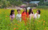 Phụ nữ Công an Thủ đô lan tỏa tuần lễ “Áo dài cộng đồng”