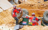 Cận cảnh những pha xử lý đầy kịch tính tại Giải đua xe Ô tô địa hình Việt Nam PVOIL CUP 2023