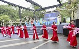Ấn tượng màn đồng diễn Áo dài “Phụ nữ Thủ đô - hội nhập phát triển” năm 2023