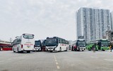 Bến xe ở Hà Nội nhộn nhịp trong ngày đầu năm mới