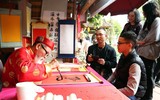 Văn Miếu - Quốc Tử Giám thu hút du khách những ngày đầu Xuân