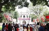 Văn Miếu - Quốc Tử Giám thu hút du khách những ngày đầu Xuân