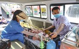 Giải cứu hành khách trong vụ cháy giả định trên tàu metro Nhổn - ga Hà Nội