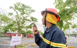 Diễn tập cứu người mắc kẹt trong đám cháy lớn ở Trung tâm thương mại