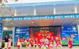 Học sinh Hà Nội sôi nổi tham gia ngày hội chào xuân 