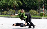 Những màn trình diễn võ thuật ấn tượng của Đội tuyển Điều lệnh, quân sự, võ thuật Công an Hà Nội 