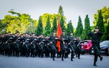 Những người truyền lửa trong mỗi bước chân diễu hành của Công an Hà Nội