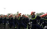 Những hình ảnh đẹp của Công an Hà Nội diễu binh trong mưa 