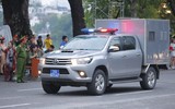 Cận cảnh dàn xe chuyên dụng của Công an Hà Nội diễu binh, diễu hành tại hồ Hoàn Kiếm 