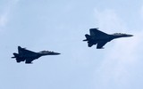 Ngắm tiêm kích Su30-MK2, Yak-130 luyện tập trên bầu trời Thủ đô