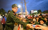 Chùm ảnh “Vì nhân dân phục vụ” từ những điều giản dị