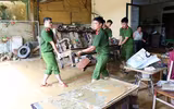 Sáng mãi những hình ảnh người chiến sĩ Công an Thủ đô vì nhân dân phục vụ 