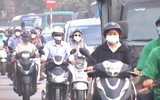 Rủi ro tai nạn giao thông khi đứng chờ xe buýt ở đường Âu Cơ