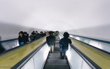 Bên trong nhà ga tàu điện ngầm sâu nhất thế giới ở Triều Tiên