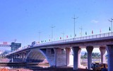 Những cây cầu ấn tượng xuyên biên giới 