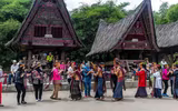 Vẻ đẹp hùng vĩ của hồ núi lửa lớn nhất thế giới