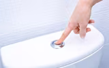 Những luật lệ khó tin: Bị phạt nặng nếu xả toilet đêm và vòng eo quá to 
