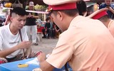 Có thể bị tạm giữ và trả lại GPLX trên ứng dụng VNeID 