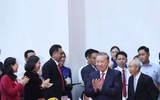 Chùm ảnh: Các đồng chí lãnh đạo cấp cao dự lễ Công bố các Nghị quyết về sáp nhập đơn vị hành chính ở một số địa phương