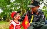 Không khí chờ đợi và sự háo hức của người dân trước thềm lễ diễu binh, diễu hành kỷ niệm Quốc khánh 2/9