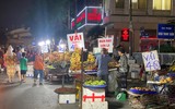 Ngao ngán cảnh 'hè, đường 'mất tích' - hàng quán tràn lan' ở quận Thanh Xuân