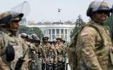 [ẢNH] FBI rà soát lý lịch của 25.000 vệ binh bảo vệ Washington D.C.
