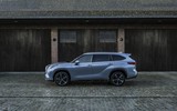 [ẢNH] Toyota Highlander 2021: Rộng rãi và thực dụng