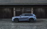 [ẢNH] Toyota Highlander 2021: Rộng rãi và thực dụng