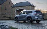 [ẢNH] Toyota Highlander 2021: Rộng rãi và thực dụng