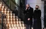 [ẢNH] Tổng thống Joe Biden làm lễ tưởng niệm 500.000 người Mỹ tử vong vì Covid-19