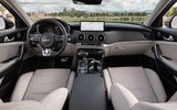 [ẢNH] Kia Stinger 2022: Thiết kế thể thao và mới mẻ