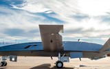 [ẢNH] MQ-25 Stingray: 