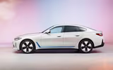 [ẢNH] BMW i4 trình làng với thiết kế đầy thể thao