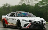 [ẢNH] Khám phá phiên bản xe đua mạnh 600 mã lực của Toyota Camry