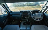 [ẢNH] Toyota Land Cruiser biến hình thành xe bọc thép 