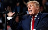 [ẢNH] Ông Donald Trump tổ chức mít tinh, chỉ trích mạnh mẽ chính quyền đương nhiệm