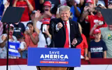[ẢNH] Ông Donald Trump tổ chức mít tinh, chỉ trích mạnh mẽ chính quyền đương nhiệm