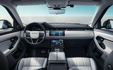 [ẢNH] Land Rover ra mắt bản trục cơ sở dài của Range Rover Evoque