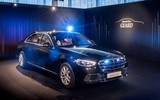 [ẢNH] Mercedes-Benz ra mắt phiên bản bọc thép siêu an toàn của S-Class