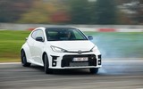 [ẢNH] Chiêm ngưỡng phiên bản Toyota Yaris chuyên dụng cho chở hàng