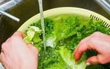 [Ảnh] Mẹo bảo quản rau củ tươi lâu mùa dịch 