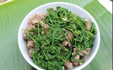 [ẢNH] Vì sao giá 200.000 đồng/kg, rau ‘trường sinh’ vẫn được người Hà Nội săn lùng?
