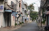 [Ảnh] Đường phố các tỉnh vắng lặng khi giãn cách phòng chống Covid-19 theo Chỉ thị 16
