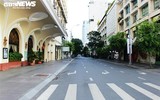 [Ảnh] Đường phố các tỉnh vắng lặng khi giãn cách phòng chống Covid-19 theo Chỉ thị 16
