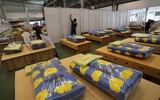 [ẢNH] Số ca mắc Covid-19 tăng cao, Thái Lan biến sân bay thành bệnh viện dã chiến